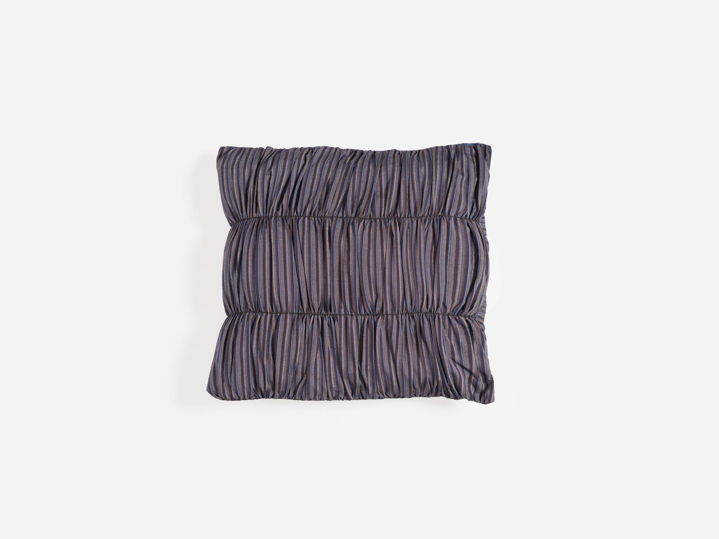 I:OBJ(0015) - VINTAGE DRAPPED CUSHION